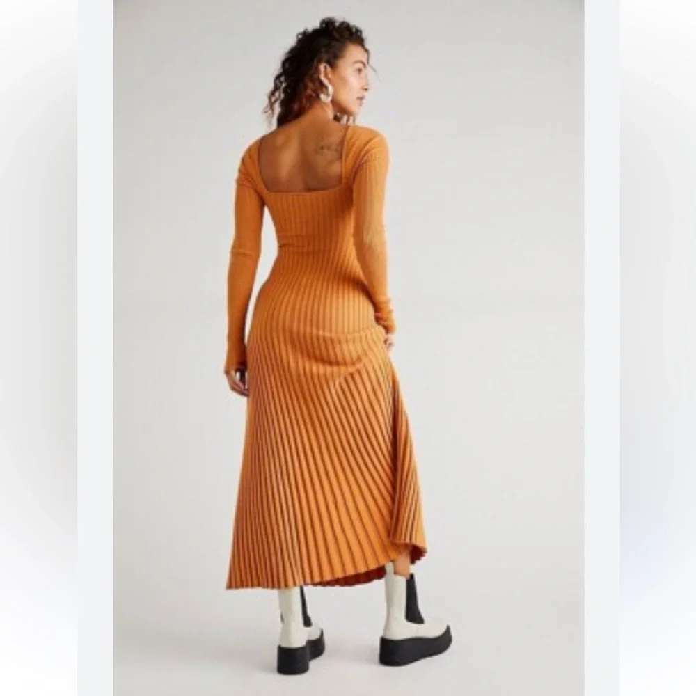 Free People bold stylish